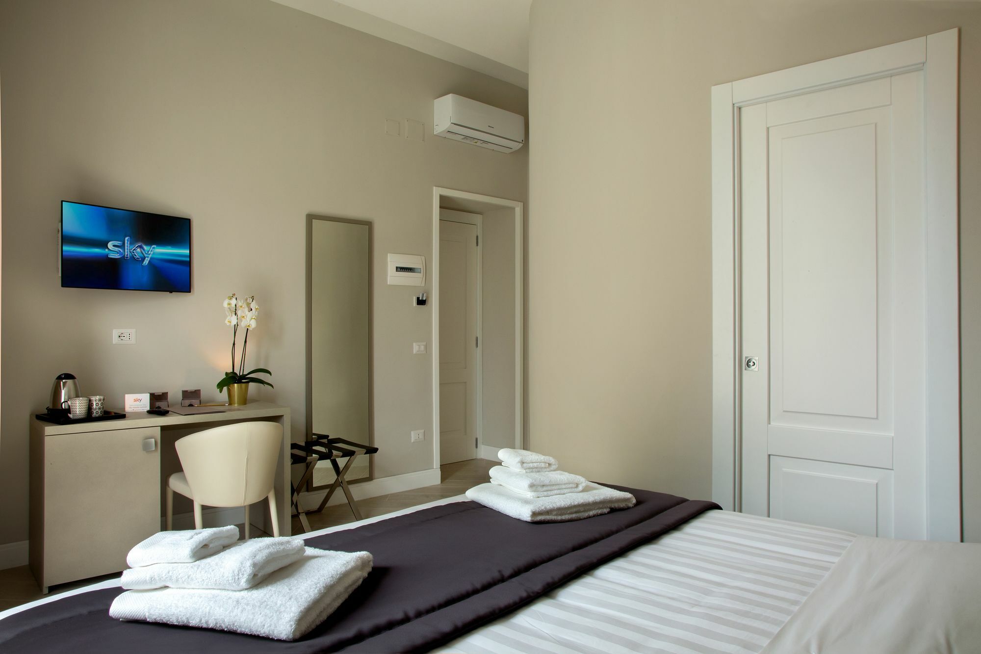Naplesuite Ngoại thất bức ảnh