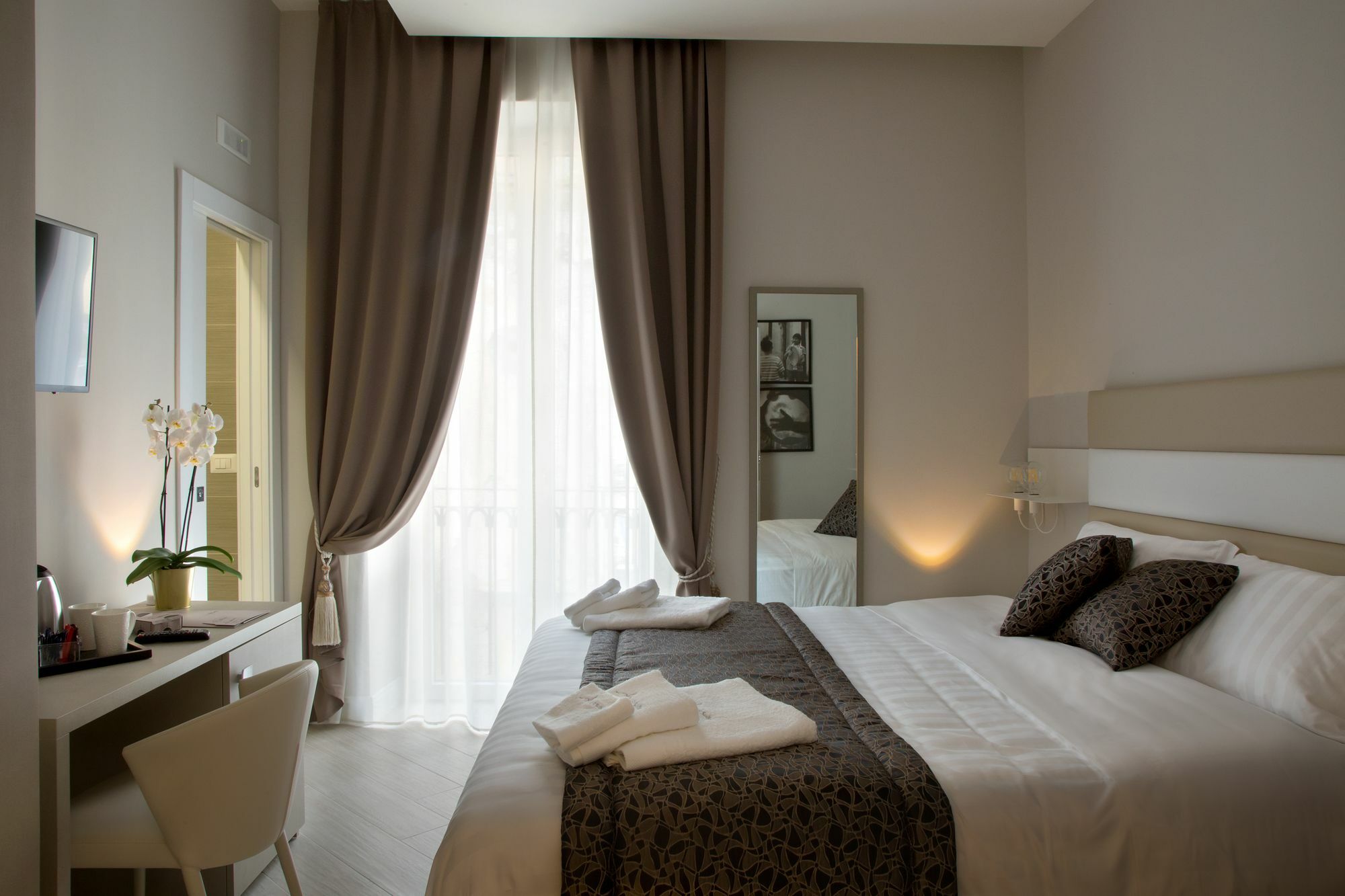 Naplesuite Ngoại thất bức ảnh